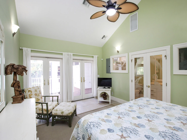 Stunning Luxury Vacation Home With Private Pool in Captiva